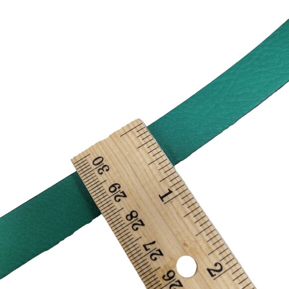 Kenneth Cole Reaction Green Leather Skinny Belt With Silver Enamel Buckle Fits 3 - Picture 7 of 7